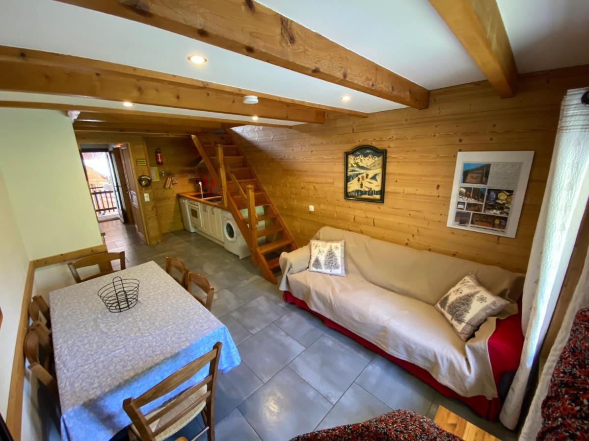 L Alpin Bel Appartement Avec Terrasse Dans Vieille Ferme De Montagne Renovee เลซอร์ ภายนอก รูปภาพ