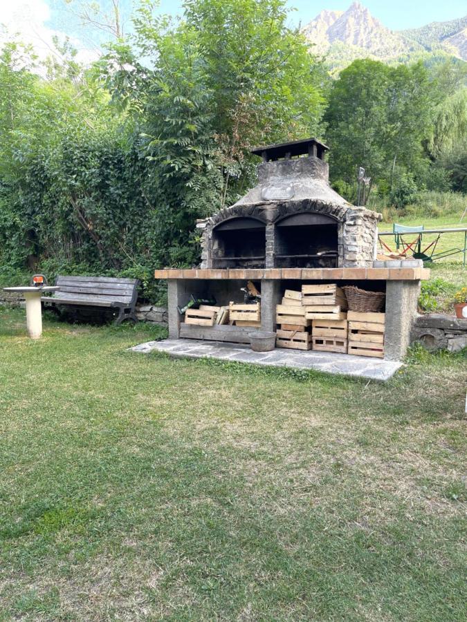L Alpin Bel Appartement Avec Terrasse Dans Vieille Ferme De Montagne Renovee เลซอร์ ภายนอก รูปภาพ