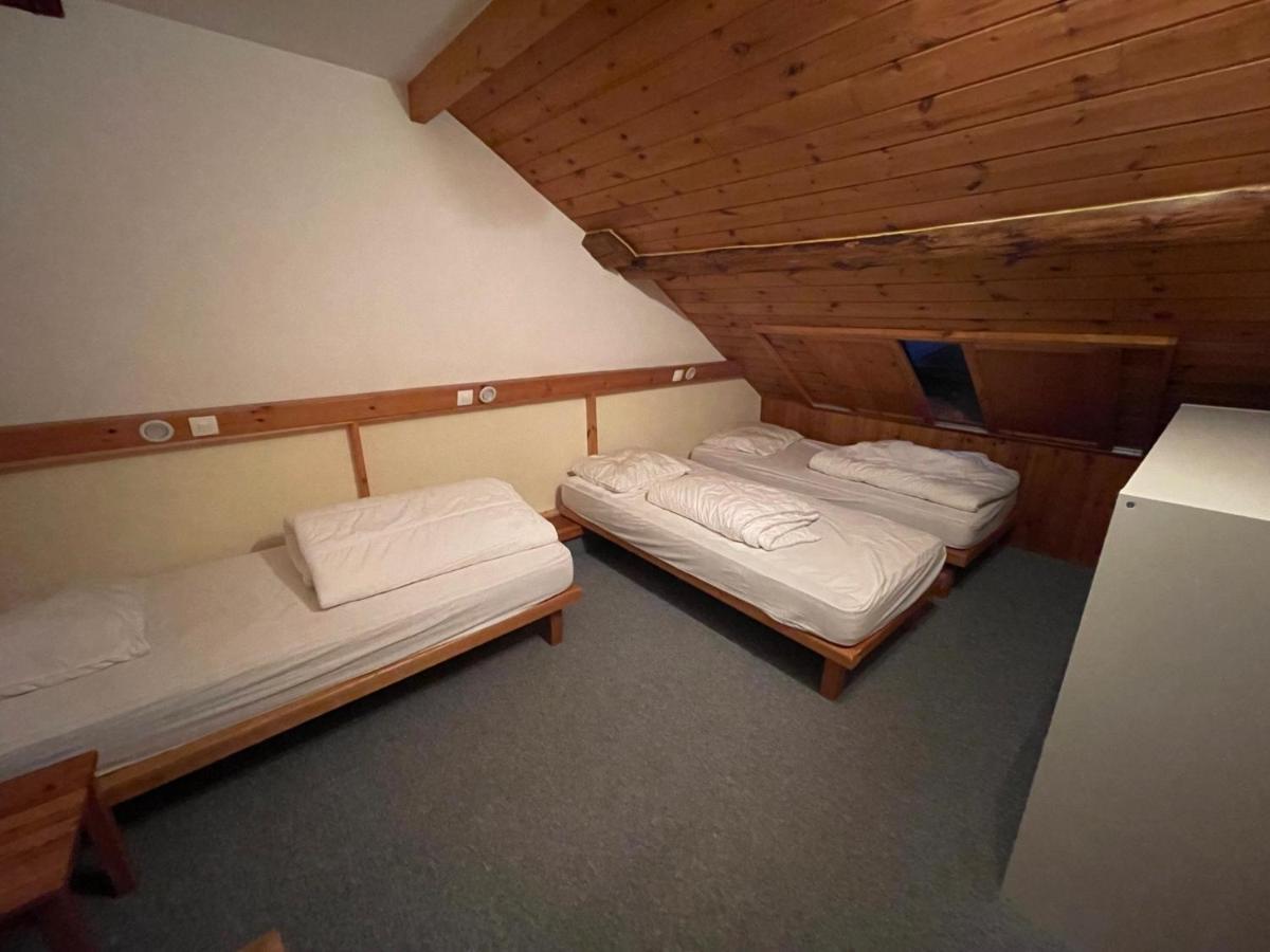 L Alpin Bel Appartement Avec Terrasse Dans Vieille Ferme De Montagne Renovee เลซอร์ ภายนอก รูปภาพ